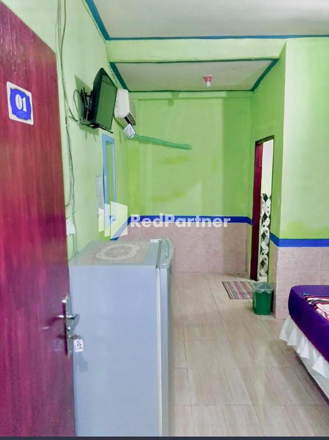 Hotel Indah Grogot Syariah Mitra Reddoorz Tanah Grogot Экстерьер фото